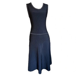 Banana republic nautical preppy drop waist navy knit dress. Size S